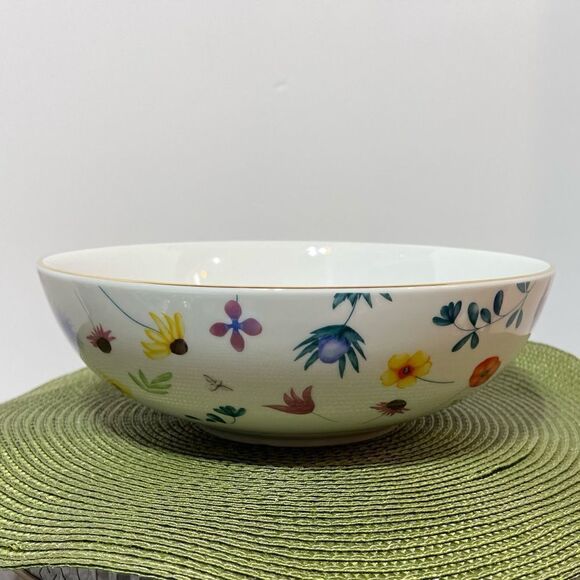 Disney Winnie the Pooh with Flowers Serving Bowl NWT - Picture 6 of 7